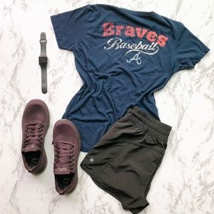 Atlanta Braves Baseball Tshirt Navy Women’s Medium